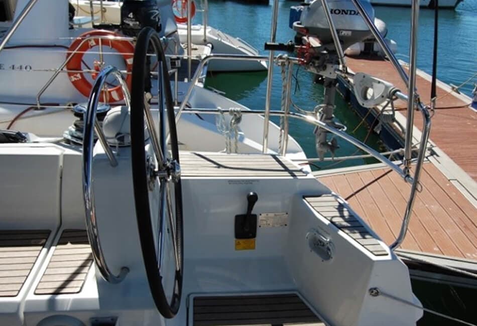 51.7 Ft Sun Odyssey 519 CH-2016 photo highlight 31