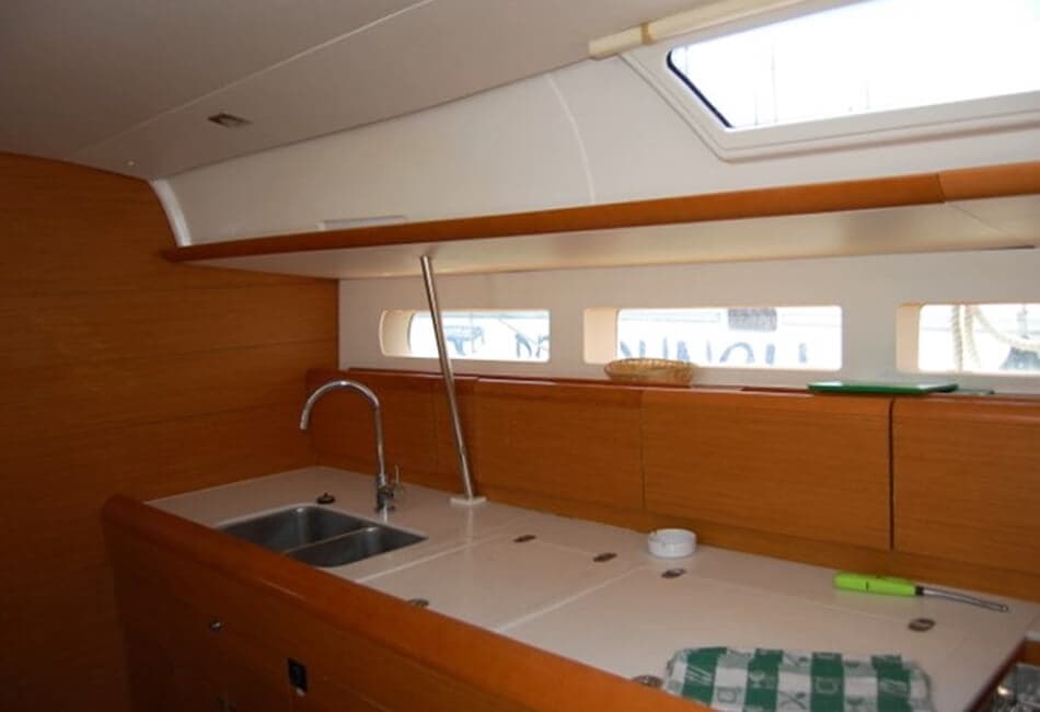 51.7 Ft Sun Odyssey 519 CH-2016 photo highlight 27