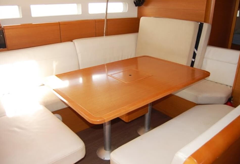 51.7 Ft Sun Odyssey 519 CH-2016 photo highlight 13