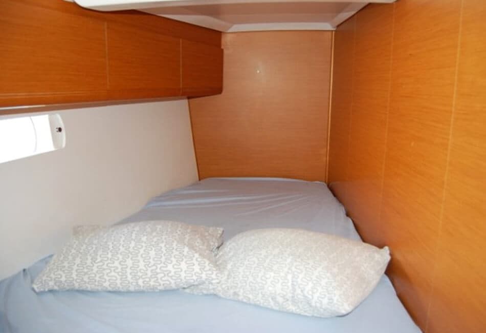 51.7 Ft Sun Odyssey 519 CH-2016 photo highlight 7