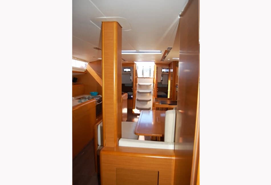 51.7 Ft Sun Odyssey 519 CH-2016 photo highlight 5