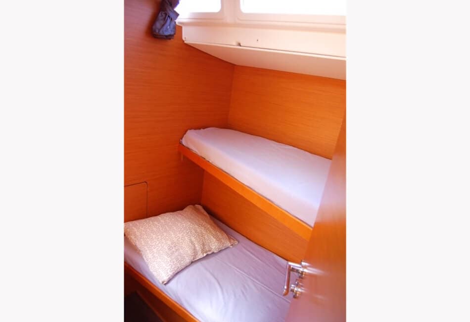 51.7 Ft Sun Odyssey 519 CH-2016 photo highlight 24