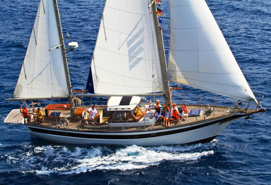52.4 Ft Vintage Sailing Yacht photo highlight 19