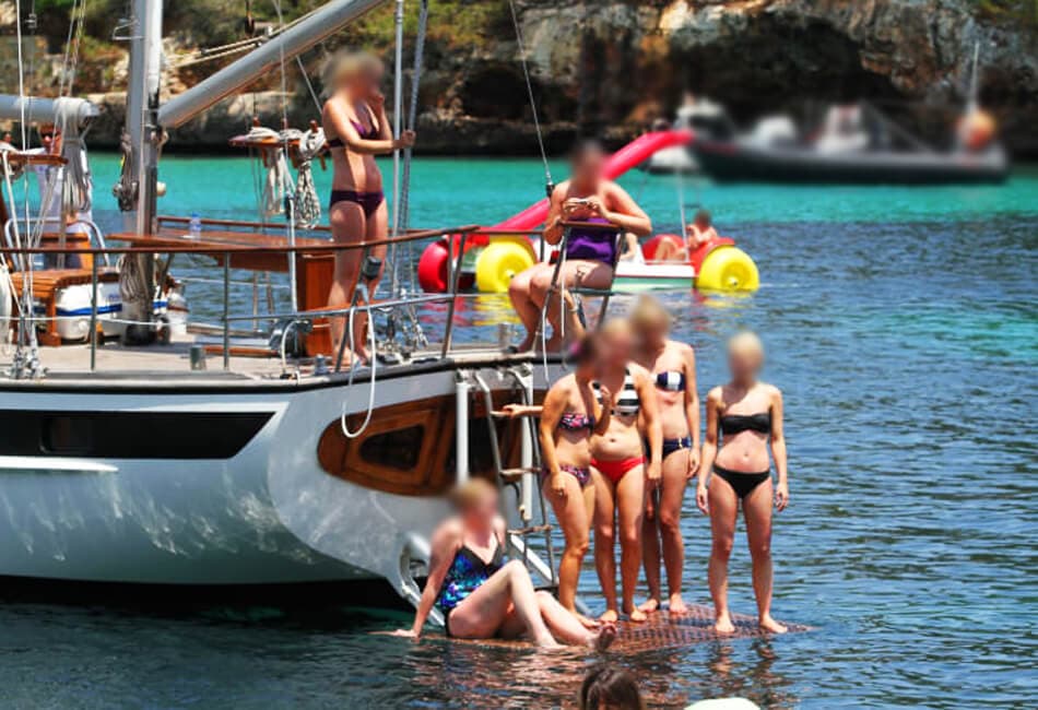 52.4 Ft Vintage Sailing Yacht photo highlight 3