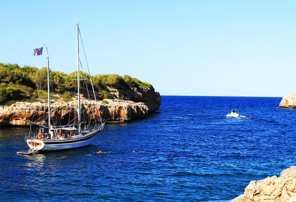 52.4 Ft Vintage Sailing Yacht photo highlight 12