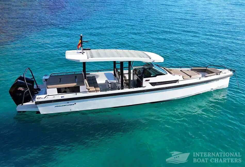 37.7FT (11.50 M) AXOPAR 37 SUN TOP MOTORBOAT photo highlight 4