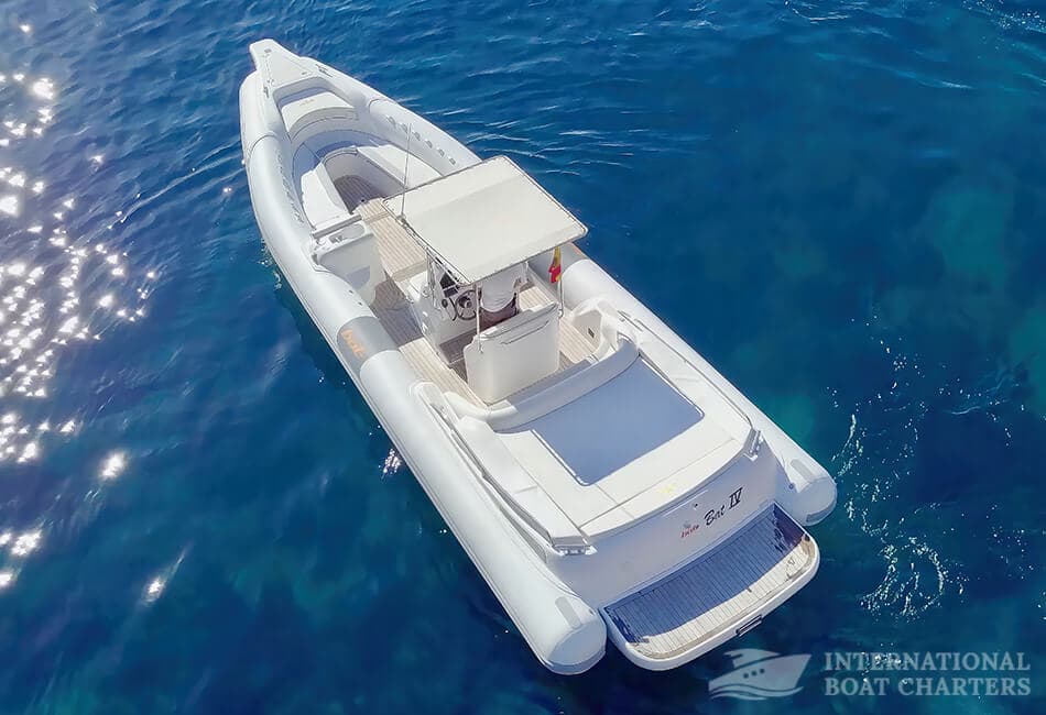 10m/32.8ft Bat 996 Open Powerboat photo highlight 2