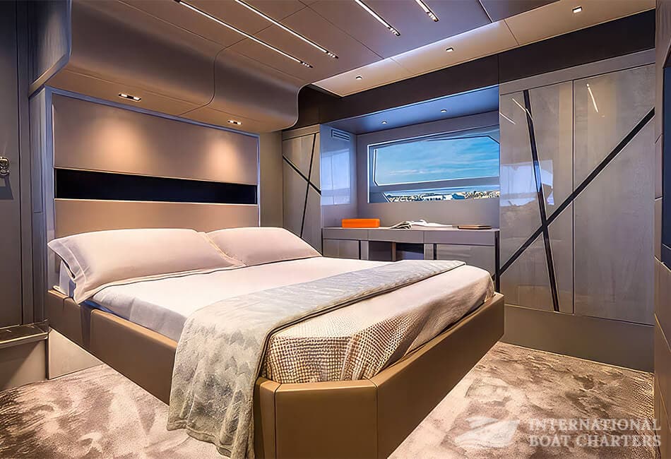 63.5ft/19.35m Canados Gladiator 631 Luxury Yacht photo highlight 4