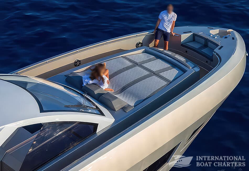 63.5ft/19.35m Canados Gladiator 631 Luxury Yacht photo highlight 11