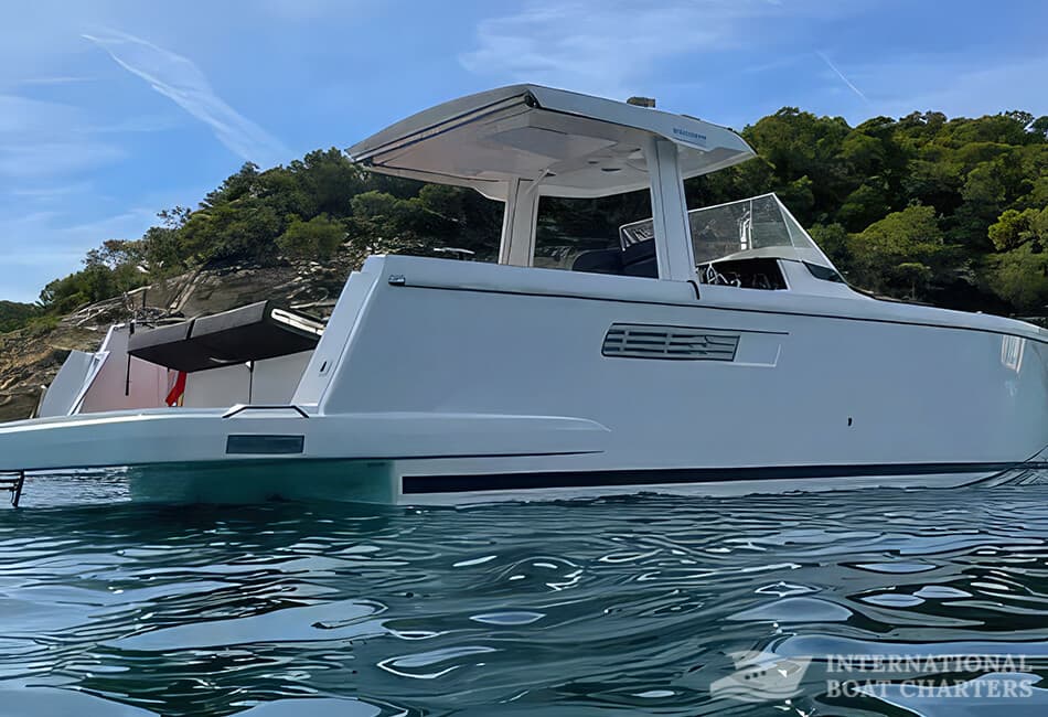 12.1m/39.7ft Fjord 38 Open Luxury Boat photo highlight 13
