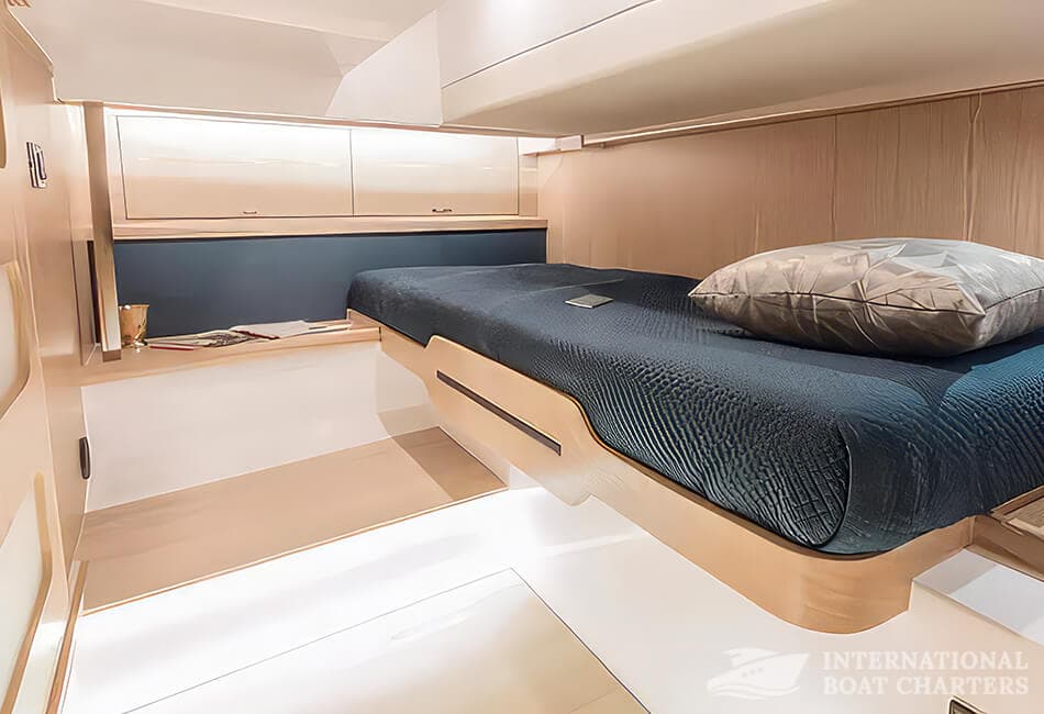 13.45m/44ft Fjord 44 Open Luxury Yacht photo highlight 5