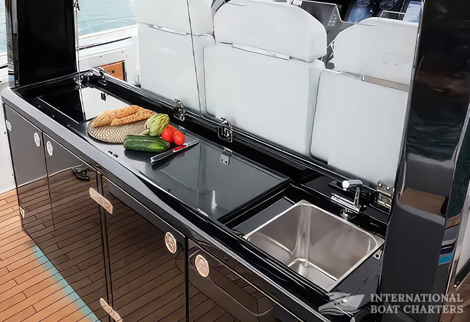 13.45m/44ft Fjord 44 Open Luxury Yacht photo highlight 9