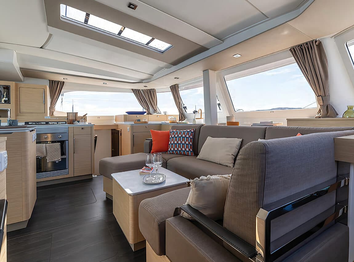 44.3 Ft/ 13.5 M Fountaine Pajot NEW 44 (2025) photo highlight 6