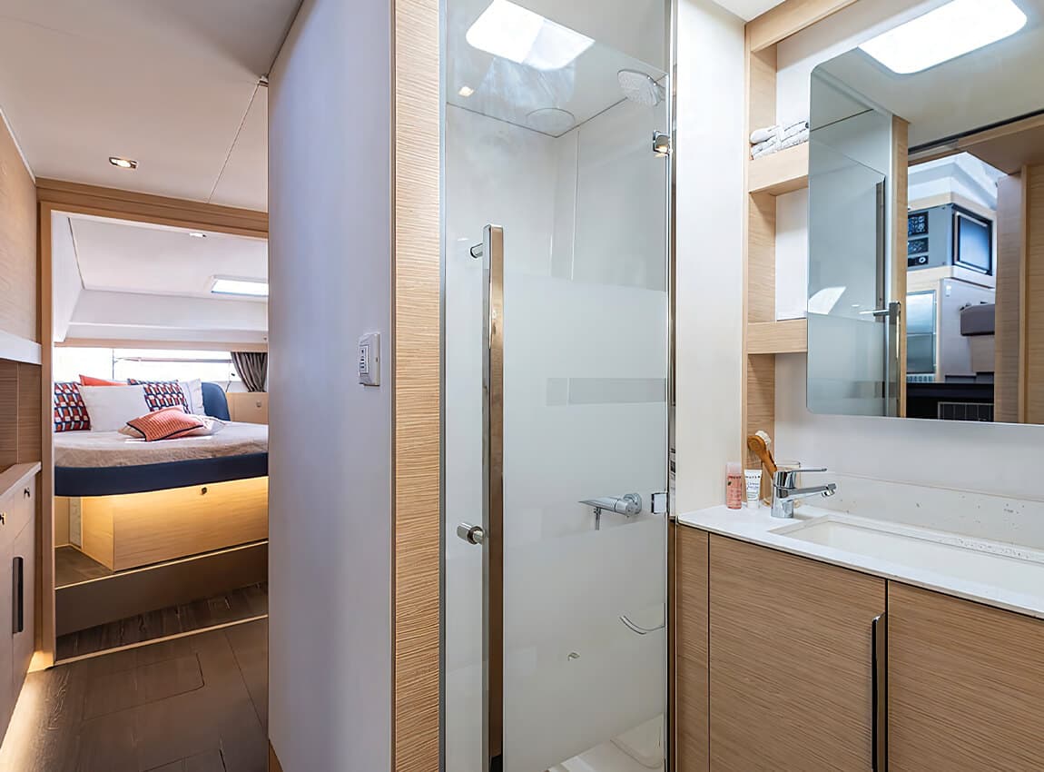 44.3 Ft/ 13.5 M Fountaine Pajot NEW 44 (2025) photo highlight 4