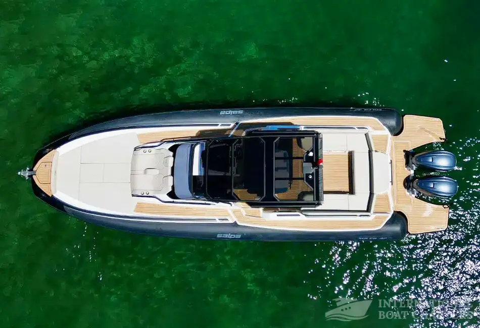 41.8FT (12.75M) SALPA SOLEIL 42 MOTORBOAT photo highlight 4