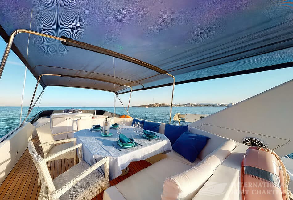 80.4ft/24.6m Superphantom 80 Luxury Motor Yacht photo highlight 6