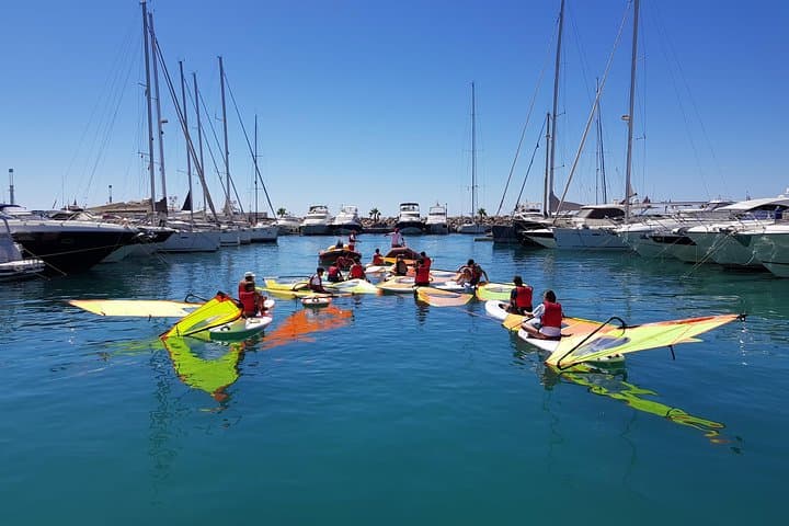 Groupal Windsurfing Class in Palma photo highlight 2