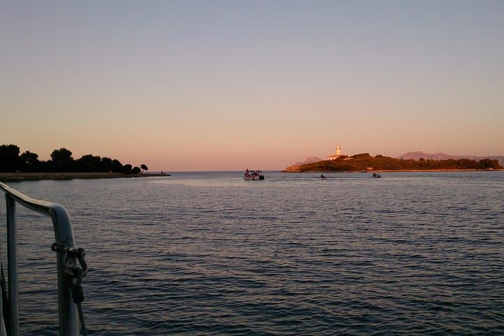 Sunset & Cava 3hr Drinks SUP & Music Boat Trip - Port d’Alcudia photo highlight 12