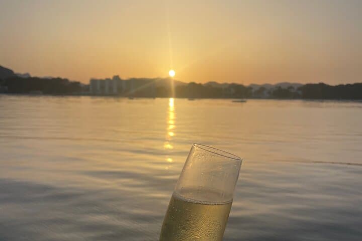 Sunset & Cava 3hr Drinks SUP & Music Boat Trip - Port d’Alcudia in Mallorca